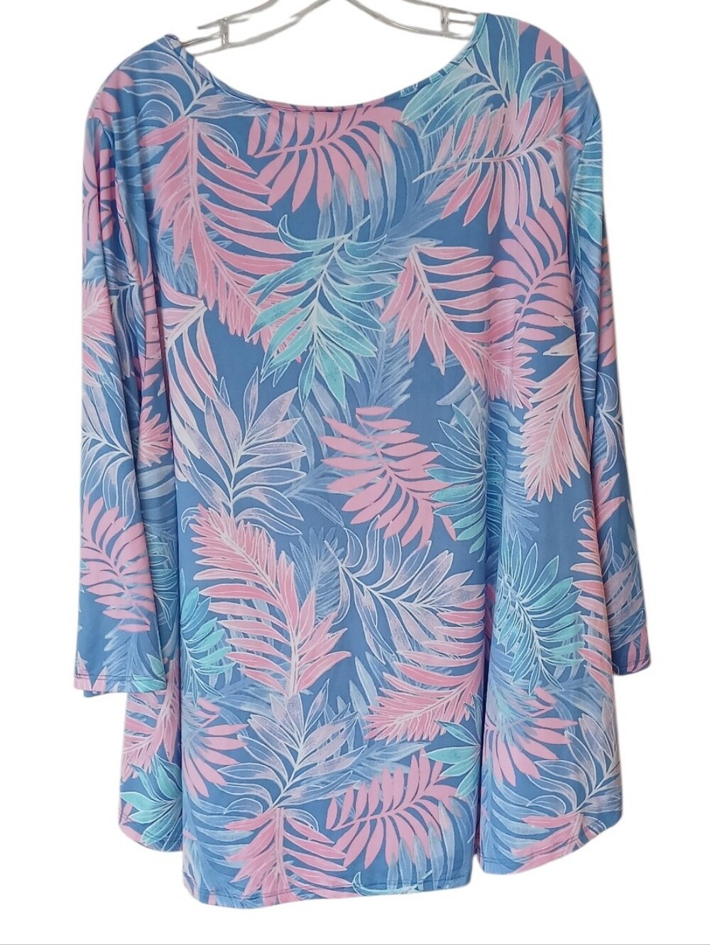 Ruby Rd. Blue And Pink Tropical Leaf Keyhole Top Size 3X - Picture 2 of 4